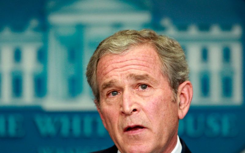 جورج بوش يجيب عن أسئلة الصحفيين قي آخر مؤتمر صحفي له في البيت الأبيض، 2009