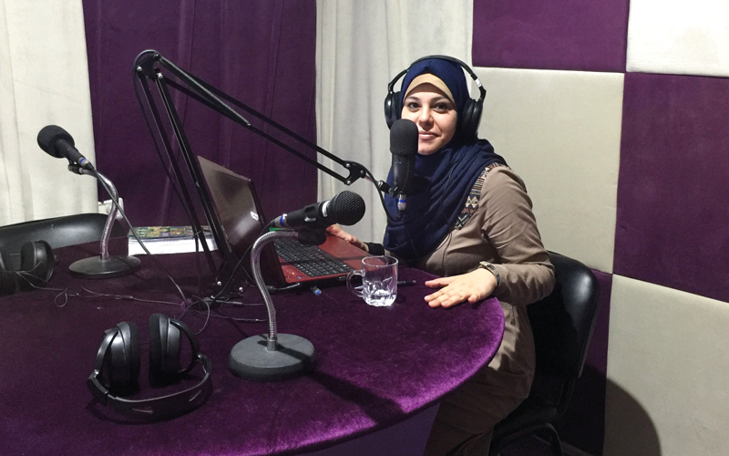 «حوا FM».. الإذاعة النسائية الأولى في فلسطين