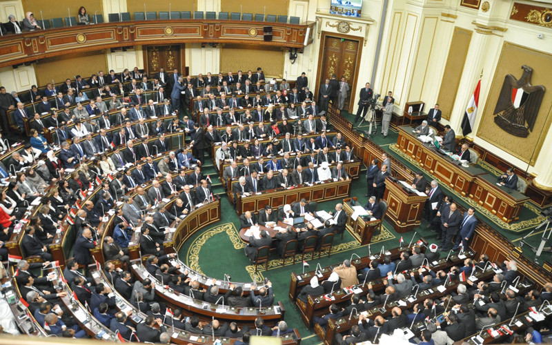 البرلمان المصري يطالب المجتمع الدولي بالضغط على قطر لتسليم الإرهابيين