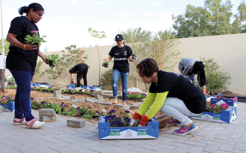 «دبي العطاء» تُثري البيئة التعليمية من خلال «التطوع في الإمارات»