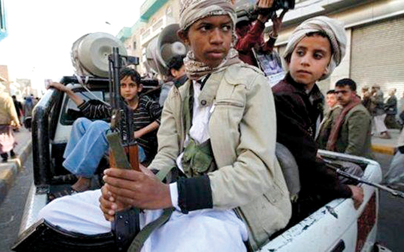 ميليشيات الحوثي الإيرانية تزجّ بالأطفال في جبهات القتال