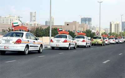 معايير جديدة لتعليم قيادة السيارات في دبـي