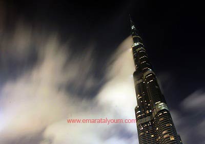 شرطة دبي: الضباب أوحى بحريق في برج خليفة ورسائل 