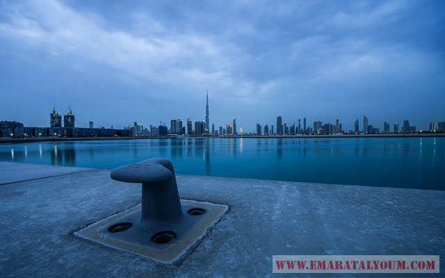 صور التقطتها عدسة الزميل يوسف الهرمودي لمنظر يظهر مجموعة من معالم دبي المعمارية في أوقات مختلفة من اليوم وبالألوان والأسود والأبيض.