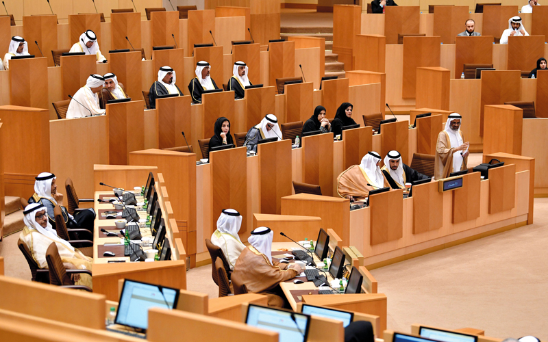 «الوطني» وافق على ملخص تقرير لجنة الشؤون الاجتماعية والعمل والسكان والموارد البشرية بشأن مشروع القانون. الإمارات اليوم