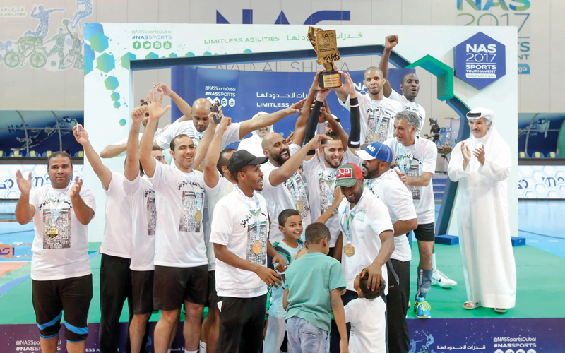 تتويج فريق المفاجأة بلقب الدورة بعد الفوز على الحزم في النهائي. من المصدر