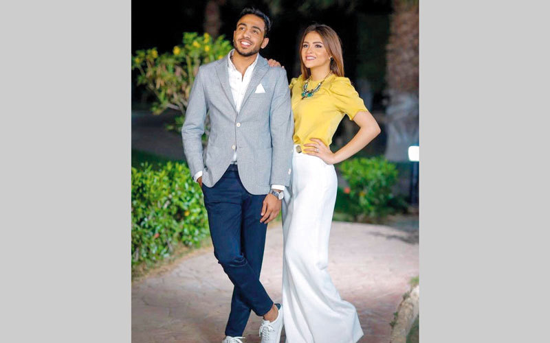 شدوى الحضري ومحمود كهربا قبل فسخ الخطوبة.

أرشيفية