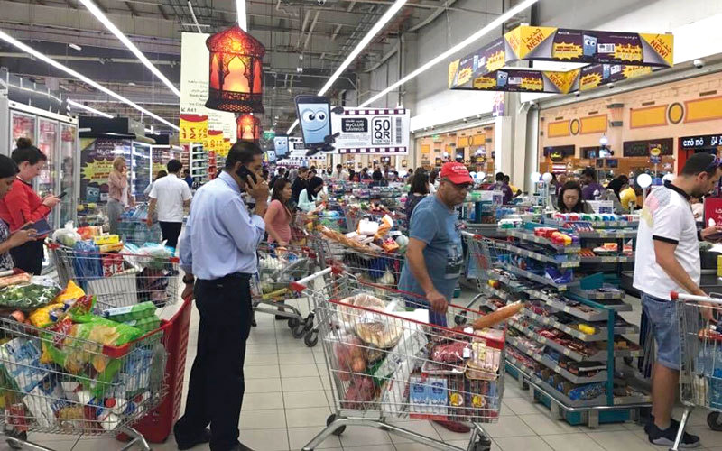 طهران وعدت الدوحة بتعزيز الصادرات الغذائية لها في استغلال واضح للأزمة. أ.ب