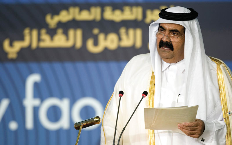 سياسة الدوحة تغيّرت في ظل حكم الأمير حمد وباتت مناوئة لجيرانها. أرشيفية