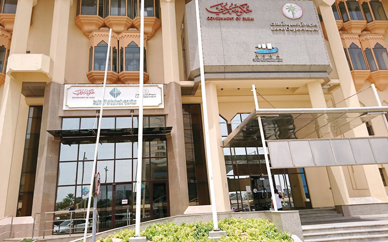 «المركز» هو الجهة القضائية المختصّة بالفصل في جميع المنازعات الناشئة بين المؤجر والمستأجر بإمارة دبي. الإمارات اليوم
