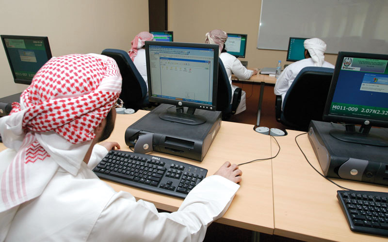 الجامعات غير المعتمدة معظمها يمنح الشهادات بنظام الانتساب أو التعليم عن بعد.
أرشيفية