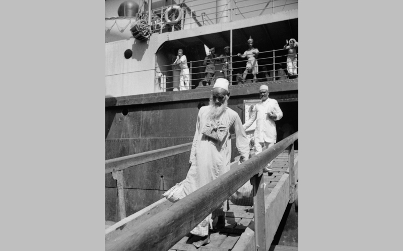 حاج هندي كبير عائد من مكة (1941) تحف الحرب الإمبراطوري، لندن، المملكة المتحدة.