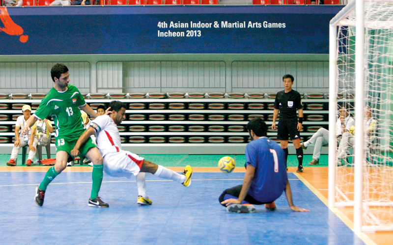 منتخب كرة الصالات في دورة آسيوية سابقة.  من المصدر
