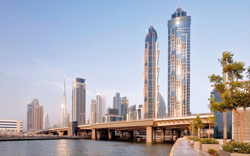 فندق «جي ماريوت ماركيز دبي»، يعد الأعلى في العالم بارتفاع 355 متراً. تصوير: أحمد عرديتي