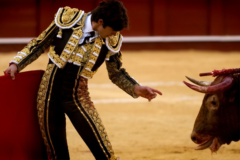 ككل الصراعات تبدأ بتحدي ووعيد-المصدر:أ.ف.ب