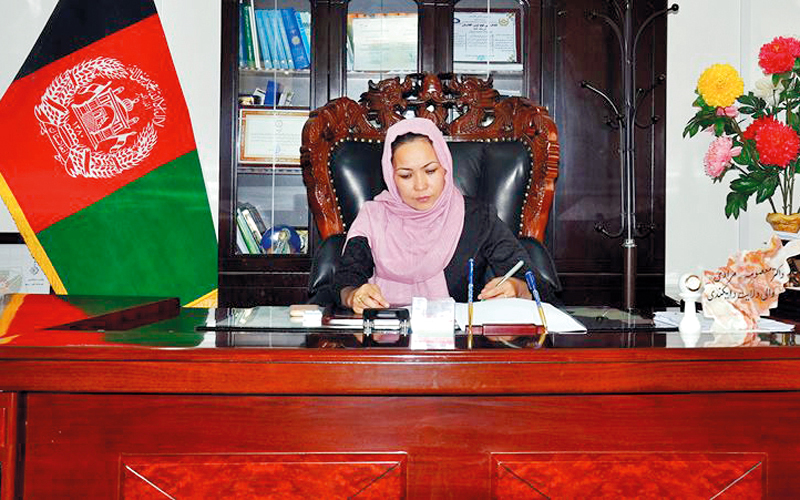 إقالة المرأة الوحيدة الحاكمة لولاية في أفغانستان