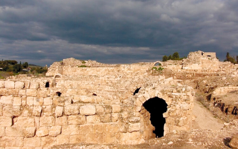 الآثار الرومانية في «بيت جبرين». الإمارات اليوم
