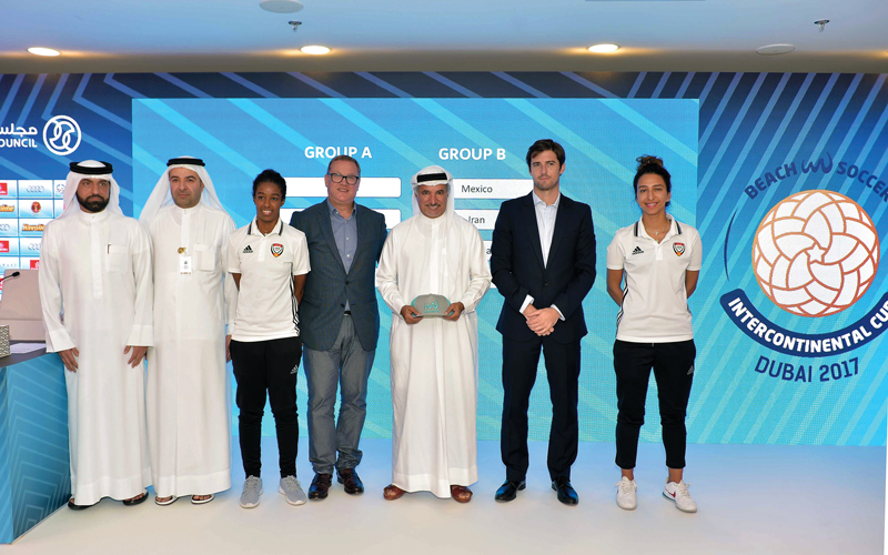 صورة عامة من حفل قرعة «شاطئية دبي» أمس. من المصدر