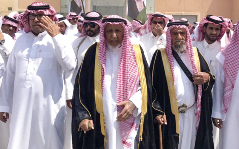 مشايخ آل مرة يبحثون إجراءات الدوحة ضدهم خلال اجتماع في الأحساء بالسعودية. أرشيفية