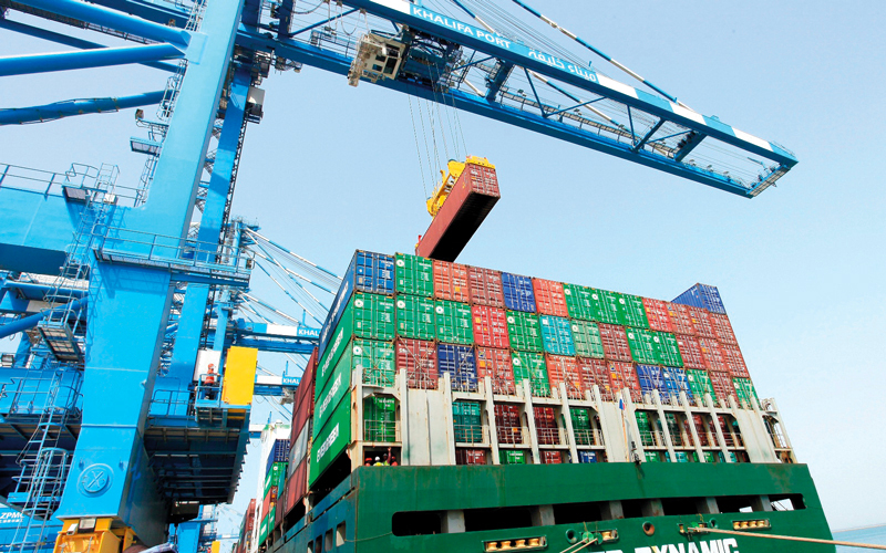 ميناء خليفة يشهد تطوراً ملحوظاً منذ إنشائه وانطلاق عملياته التشغيلية. أرشيفية