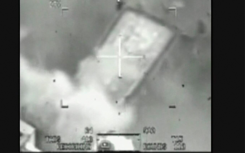 وجرح طفلان كانا في الشاحنة.. فقال أحد الطياران "لا بأس انه خطأهم ان يحضروا أطفالاً في المعركة"!!-رويترز