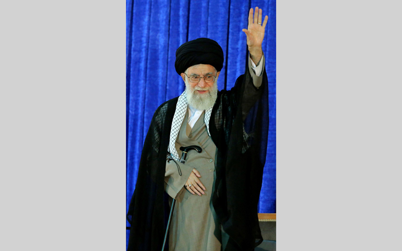 خامنئي يقتطع من أموال شركات شبه حكومية لتمويل «حزب الله». أ.ب