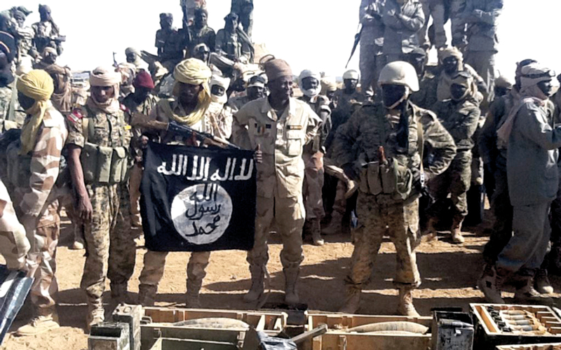 يحاول التنظيم تكوين ما أطلق عليه «هلال قاعدي» يضم تنظيمات على نفس الشاكلة من الفكر. أرشيفية