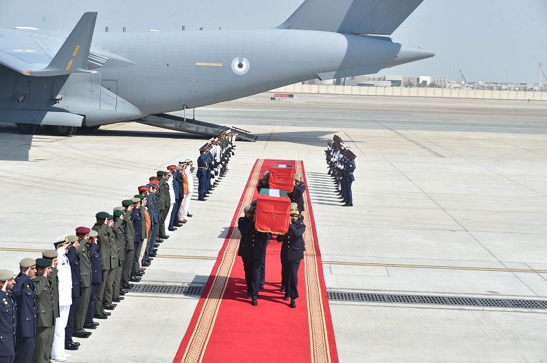 وصول جثماني الشهيدين المسماري والمراشدة إلى أرض الوطن محليات أخرى الإمارات اليوم