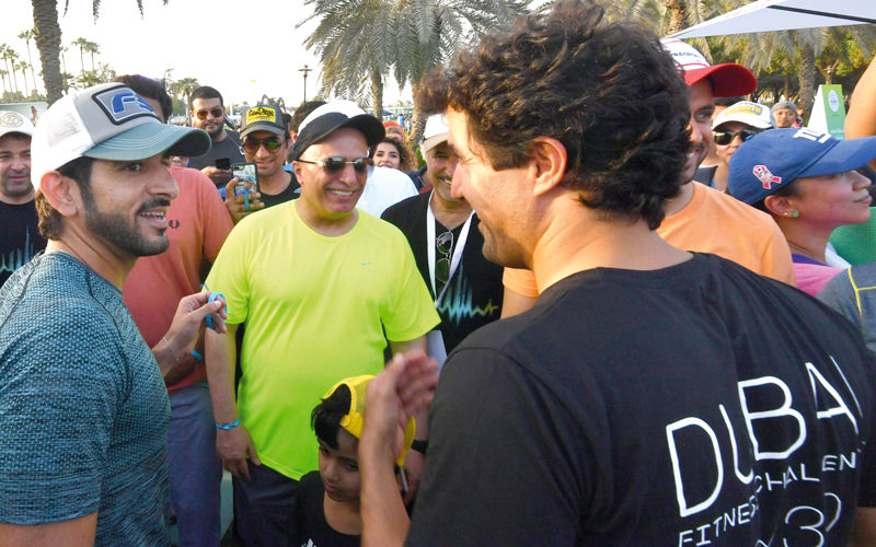 حمدان بن محمد بحضور مطر الطاير خلال فعاليات انطلاق «تحدي دبي للياقة».

تصوير: أسامة أبوغانم