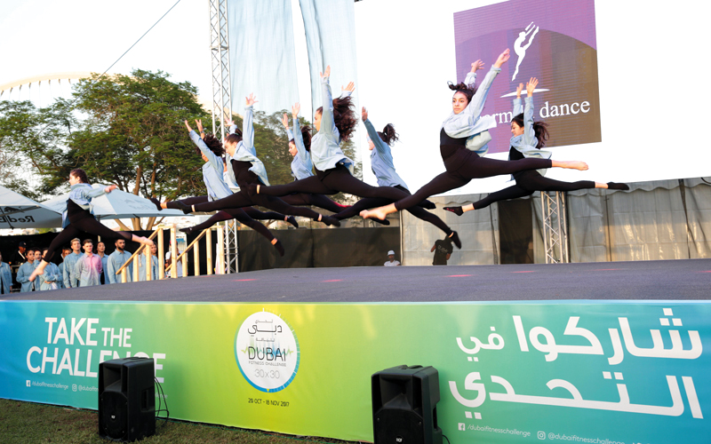 العرض استمر 45 دقيقة واستقطب جمهوراً كبيراً من متابعي فعاليات التحدي.

الإمارات اليوم