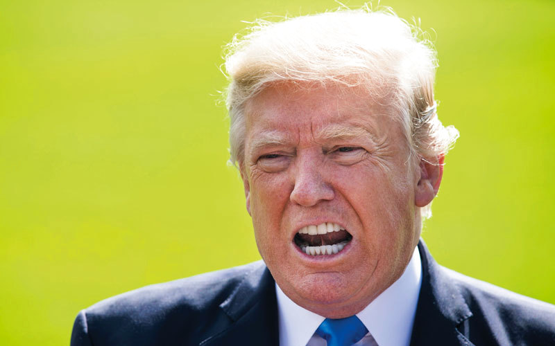 ترامب دافع عن نفسه وقال إن كلامه مع الأرملة كان محترماً جداً. إي.بي.أيه