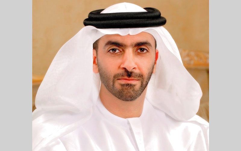 سيف بن زايد يلقي الكلمة الافتتاحية بصفته متحدثاً رئيساً للمنتدى. من المصدر