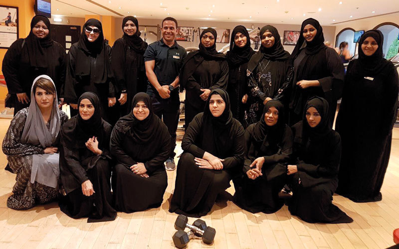 فريق الشرطة النسائية سيتوجه غداً إلى دبي للمشاركة في التحدي.

من المصدر