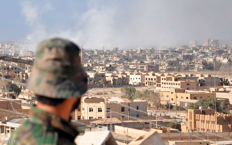 مقتل 75 نازحاً مدنياً بتفجير لـ «داعش» في دير الزور
