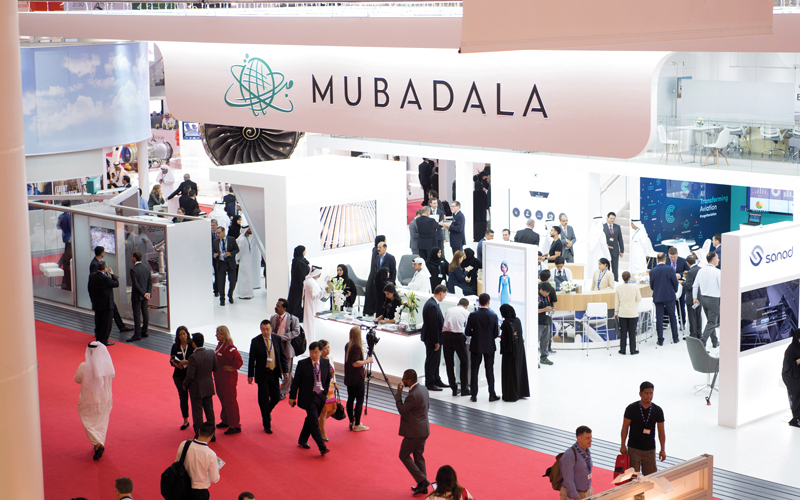 لدى «ستراتا» التابعة لشركة مبادلة 750 موظفاً حالياً بنسبة توطين تصل إلى 51%. تصوير: أحمد عرديتي