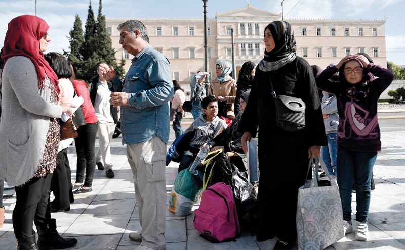 المضربون عن الطعام.  أ.ف.ب