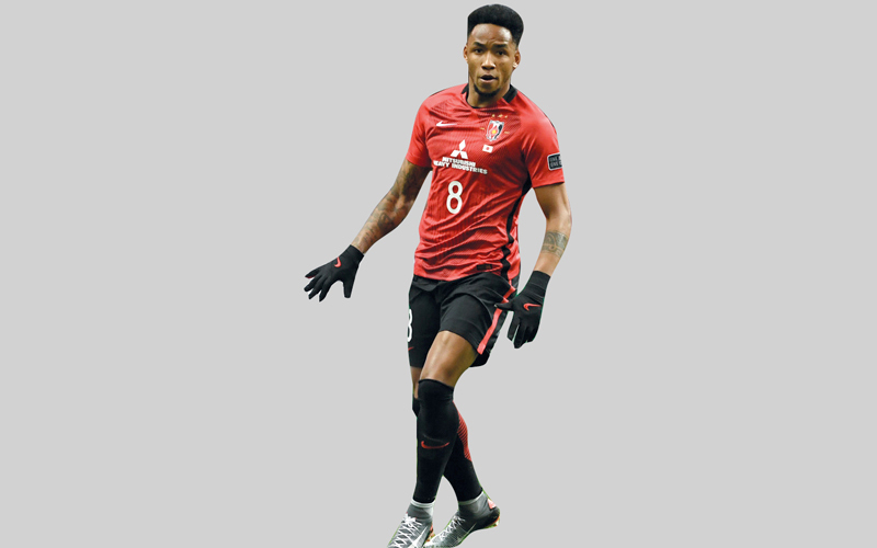 أخطر مهاجمي أوراوا البرازيلي رافاييل. الإمارات اليوم