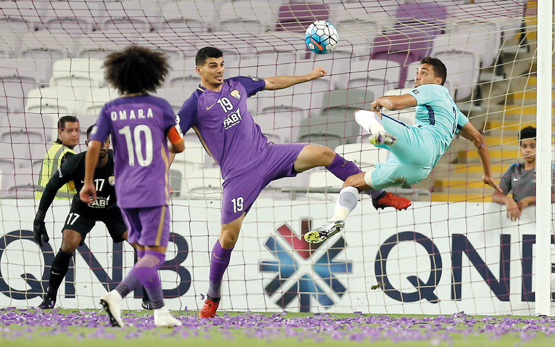 العين ودّع النسخة الماضية من دوري أبطال آسيا على يد الهلال. تصوير: إريك أرازاس