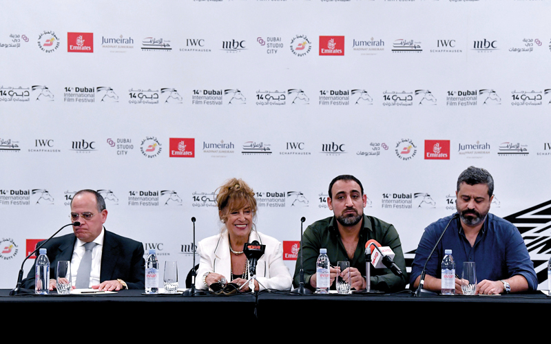جانب من المؤتمر الصحافي الذي أقيم على هامش فعاليات «دبي السينمائي» للكشف عن المسلسلات الجديدة. تصوير: باتريك كاستيلو