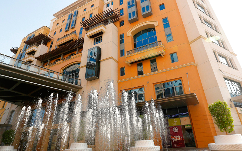 اقتصادية دبي أكدت أن السحوبات تخضع لإشراف من مفتشي قطاع الرقابة التجارية وحماية المستهلك. من المصدر