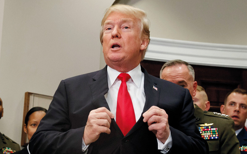 ترامب ليس بمنأى عن زلات العبارات الإملائية. أ.ب