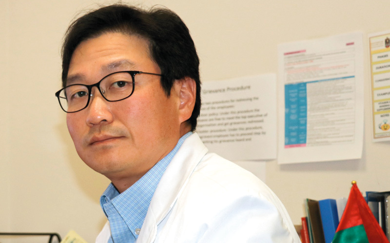 الدكتور يونغ شونغ آن : المريضة خرجت من المستشفى بعد مرور 4 أيام من إجراء العملية.