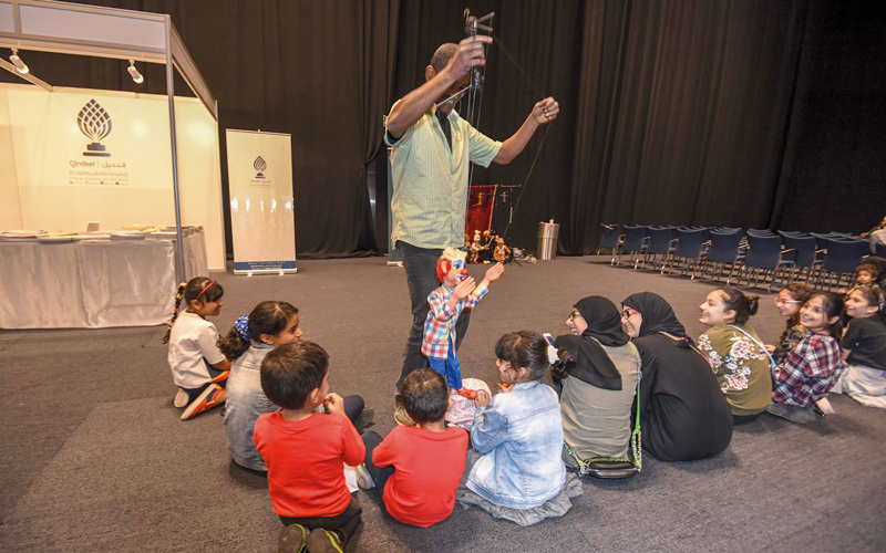 بن معاقل خلال مشاركته في دبي.  تصوير: أشوك فيرما