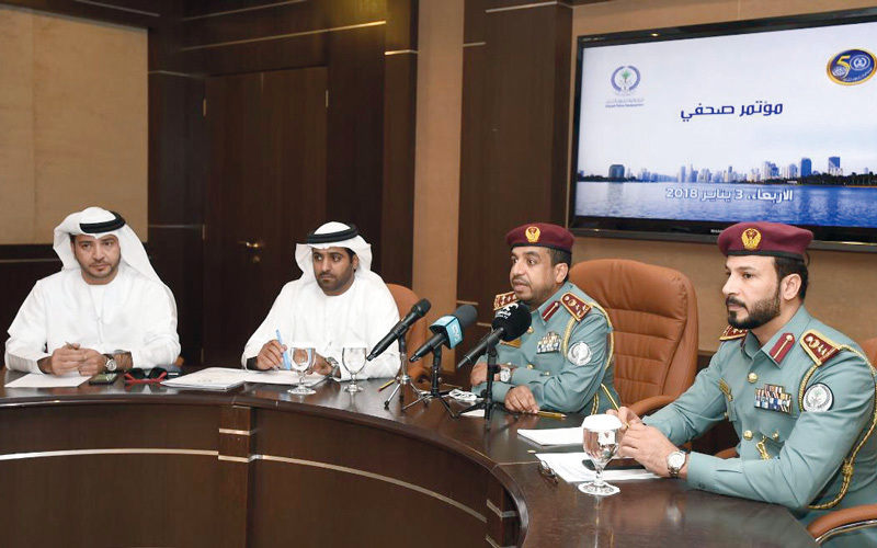 شرطة الشارقة تكشف تفاصيل القبض على أفراد العصابة. من المصدر