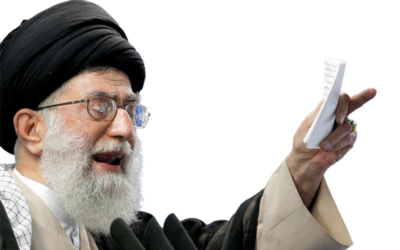 خامنئي يميل إلى دعم المؤسسات الدينية.
أ.ب