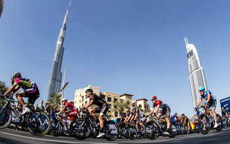 تنطلق جميع مراحل السباق من قرية الطواف في نادي سكاي دايف. من المصدر