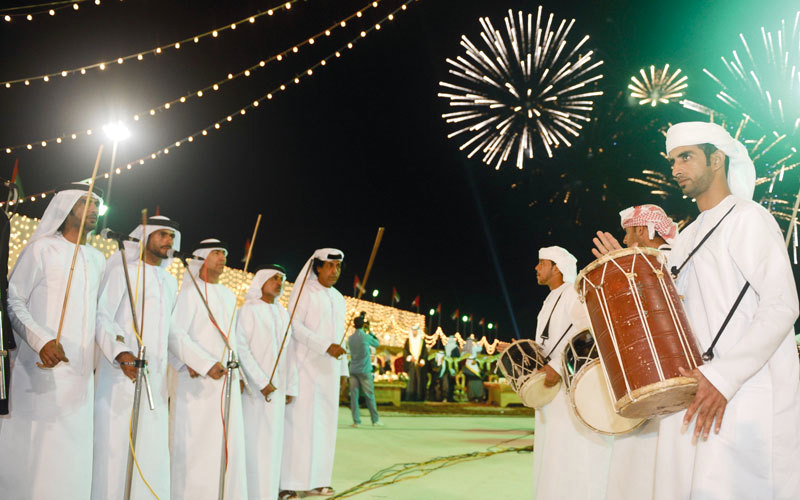 «الرزيف» فن شعبي يؤديه الرجال. أرشيفية