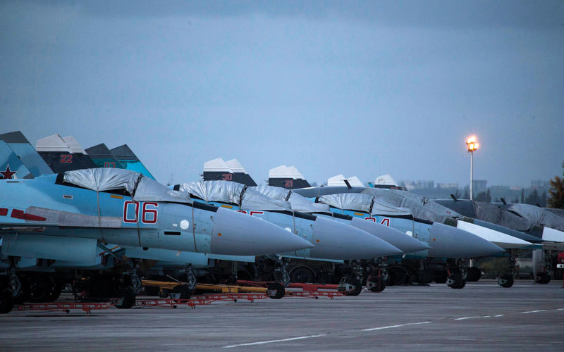 قاعدة حميميم تحوي عدداً كبيراً من الطائرات العسكرية الروسية. أ.ب