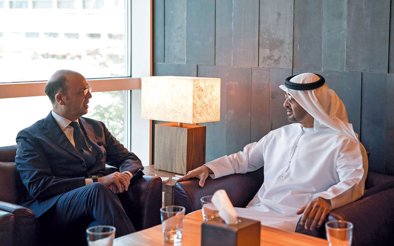 محمد بن زايد بحث مع الضيف توثيق التعاون السياسي والاقتصادي والاستثماري. وام