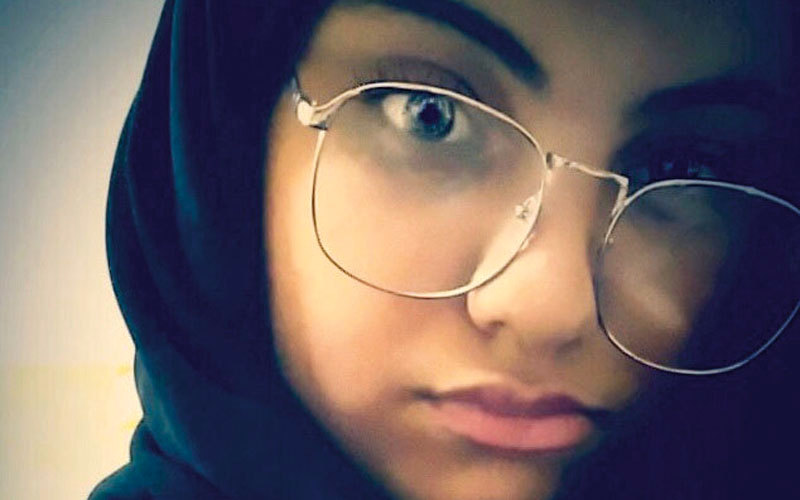 الابنة الكبرى شوق. من المصدر